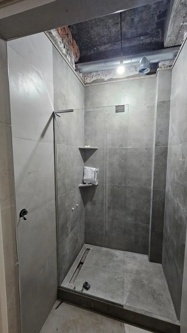 Без двери. Walk-in. Стандартное стекло. Фурнитура Хром.